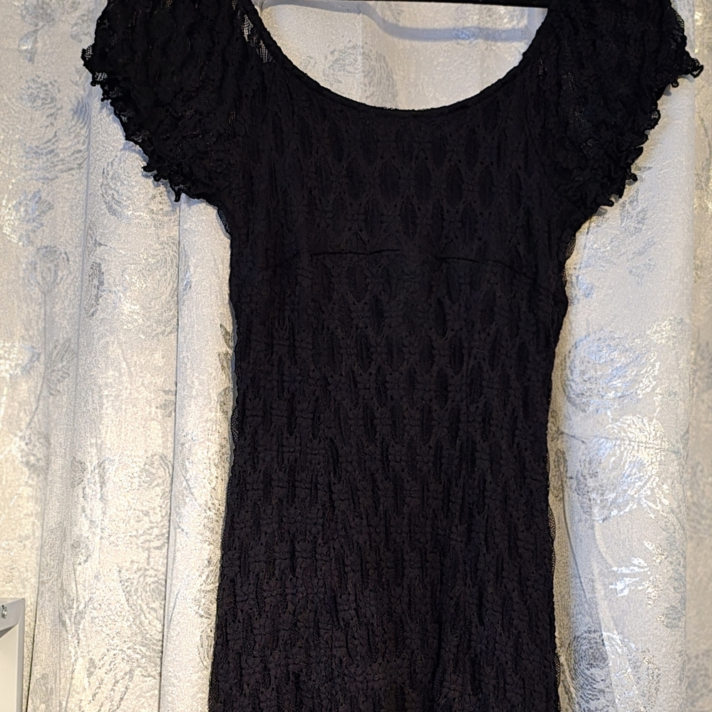 Black Fitted Ruffled Mini Dress